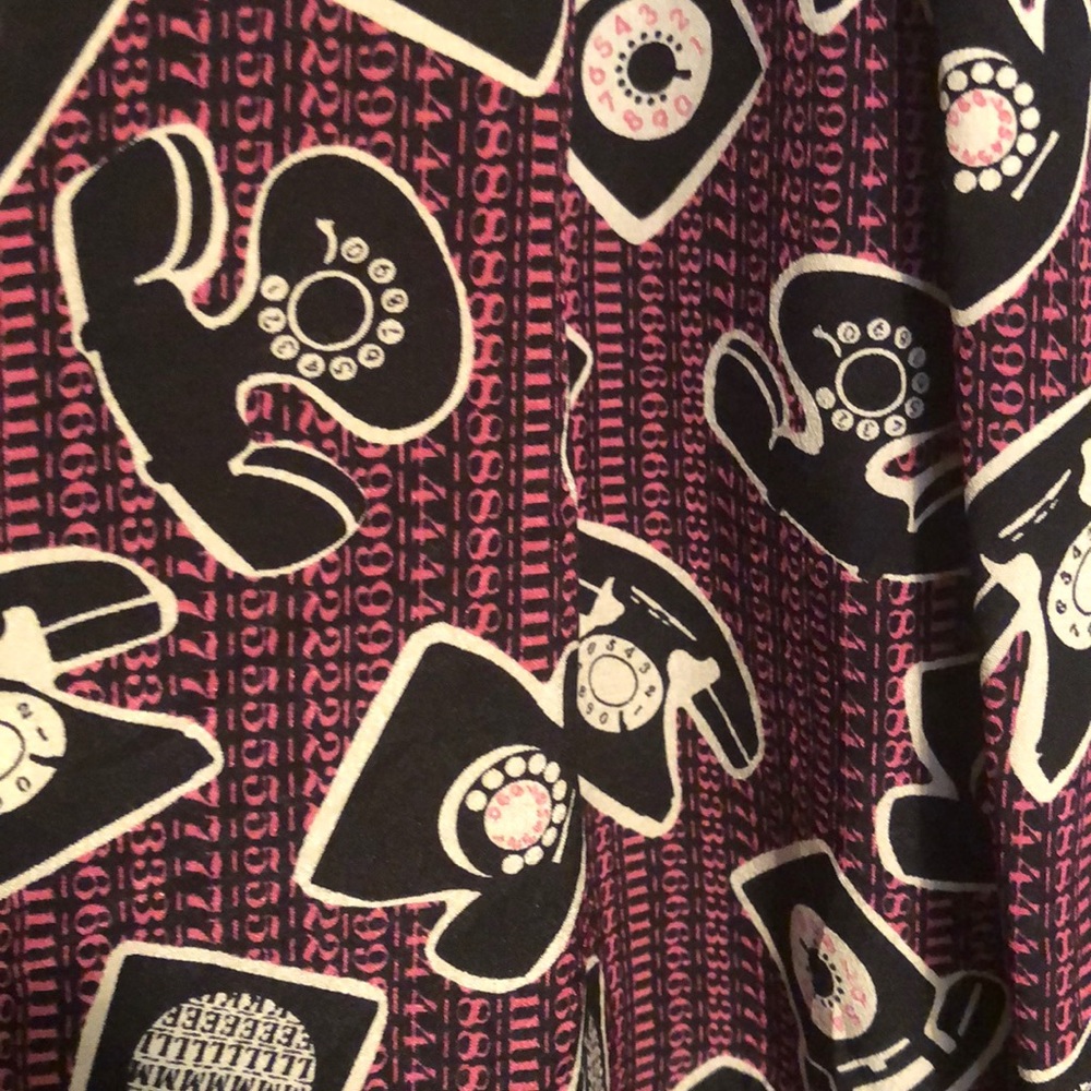 FIRM! Final Sale! cute vintage fabric skirt☎️ - Picture 2 of 3